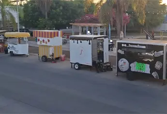 Vecinos piden reubicar comercio ambulante del parque Los Almendros, en Los Mochis
