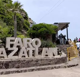 ¿Quieres visitar el Faro de Mazatlán estás vacaciones? En estos horarios está cerrado por las altas temperaturas ¿Quieres visitar el Faro de Mazatlán estás vacaciones? En estos horarios está cerrado por las altas temperaturas