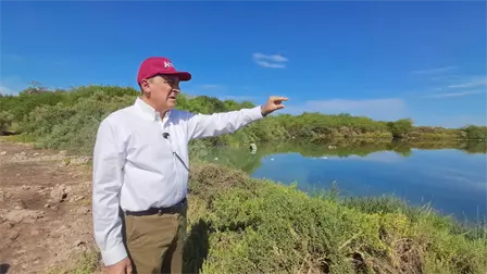 Avanza desazolve del Dren Juárez; han retirado más de 35 mil metros cúbicos de sedimento: Antonio Menéndez Avanza desazolve del Dren Juárez; han retirado más de 35 mil metros cúbicos de sedimento: Antonio Menéndez