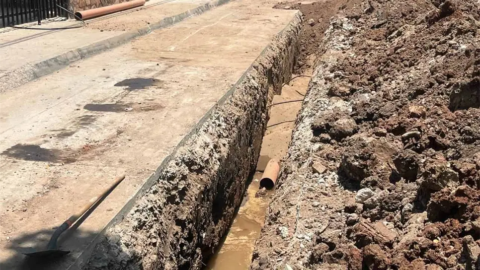 De acuerdo con JAPAMA, la infraestructura existente ya había superado su vida útil, por lo que la renovación permitirá reducir problemas en el sistema de drenaje y garantizar un mejor desempeño de la red en beneficio de los habitantes de la colonia Gabriel Leyva