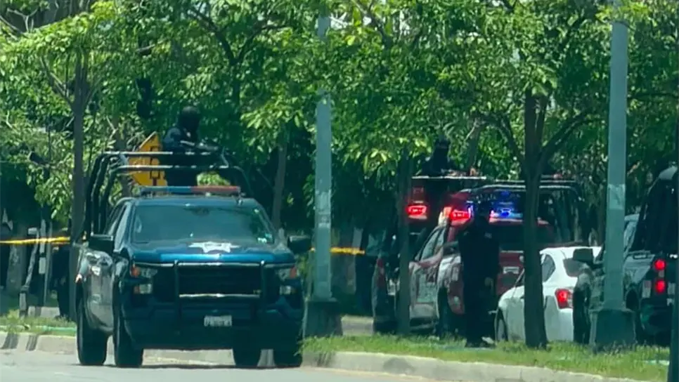 Asesinan a balazos a un hombre sobre la avenida Rafael Buelna, frente a clínica particular en Mazatlán