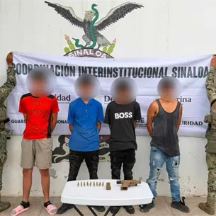 En fuerte operativo en Mazatlán liberan a dos civiles y detienen a sus 4 captores, 3 son menores de edad En fuerte operativo en Mazatlán liberan a dos civiles y detienen a sus 4 captores, 3 son menores de edad