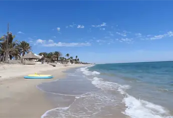 Así puedes llegar a Camahuiroa, la playa de aguas cristalinas en Sonora favorita de los sinaloenses