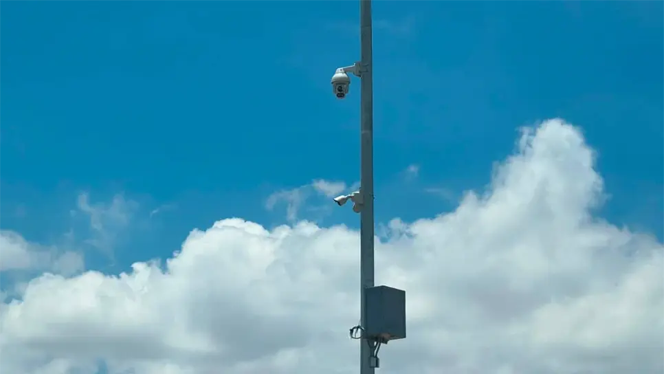 Blindan con cámaras de seguridad y antenas satelitales el sector La Conquista, Culiacán