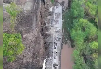 Así quedó la barda que colapsó sobre tres menores en el arroyo El Zopilote y que ocasionó la tragedia que enlutó a Guamúchil