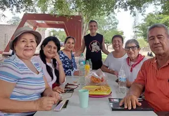 Rubén Albarrán se suma a la defensa de Ohuira y acompaña protesta contra la planta de amoniaco en Topolobampo