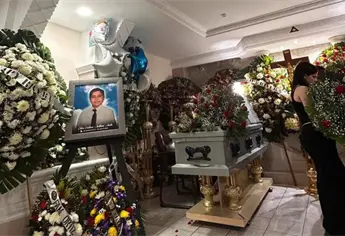 Nunca los olvidaremos Dan el último adiós a Jonathan, Cristian y Edwin en Guamúchil; los despiden entre lágrimas y la banda