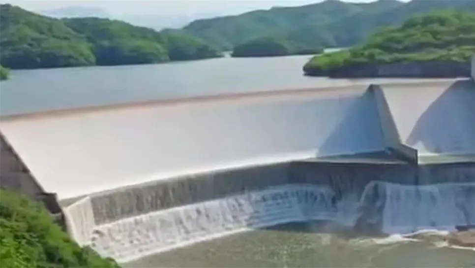 Reiteró que este fenómeno es normal durante la temporada de lluvias y pidió a la población no alarmarse, ya que por ahora no se prevé que el Río Presidio se desborde, salvo que las condiciones meteorológicas cambien debido algún fenómeno