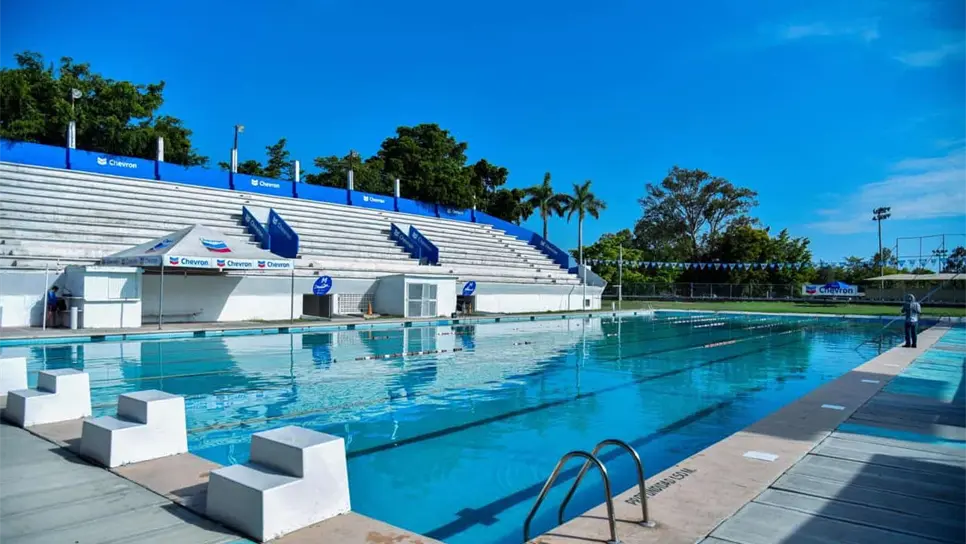 Actualmente, alrededor de 800 personas utilizan de manera habitual la alberca para realizar actividad física, además de 300 menores inscritos en el Campamento Deportivo de Verano 2026