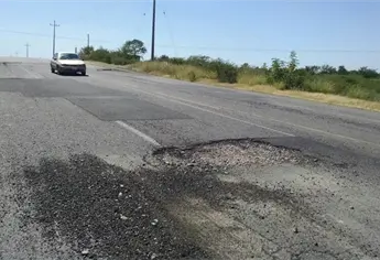 Urgen 20 millones de pesos para rescatar la carretera El Fuerte-Los Mochis; alcalde cuenta más de 100 baches